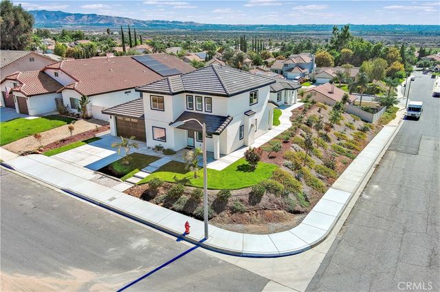 29329 Kemper Lane, Highland, CA 92346