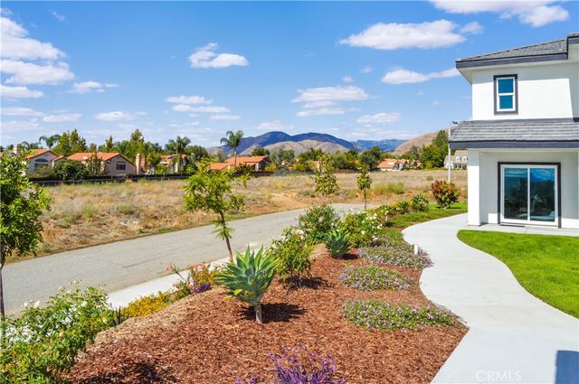 29329 Kemper Lane, Highland, CA 92346
