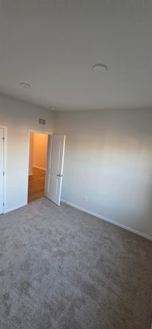 7003 Glass Ct, Spartanburg, SC 29307