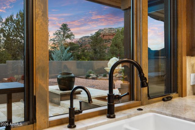 5 Evergreen Drive, Sedona, AZ 86336