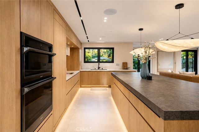 16732 Edgewater, Huntington Beach, CA 92649