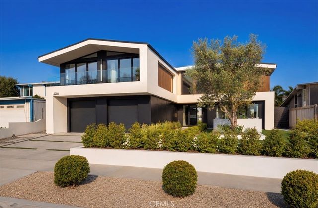 16732 Edgewater, Huntington Beach, CA 92649