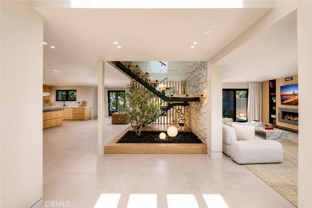 16732 Edgewater, Huntington Beach, CA 92649