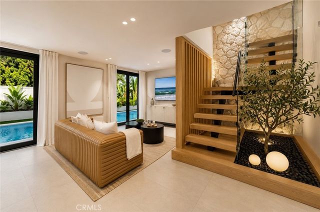 16732 Edgewater, Huntington Beach, CA 92649