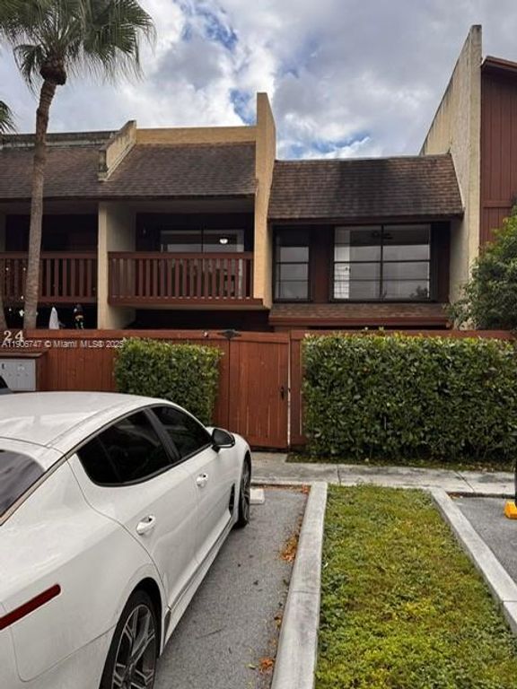 6724 SW 114th Pl F, Miami, FL 33173