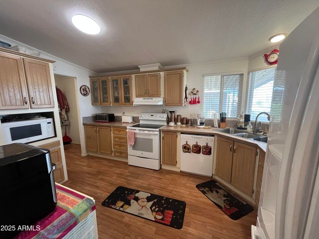 11596 W SIERRA DAWN Boulevard 188, Surprise, AZ 85378