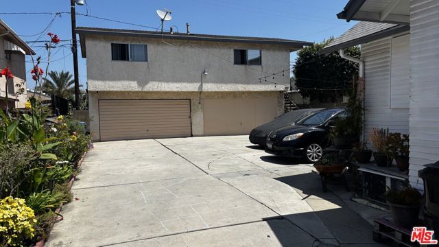 313 W Buckthorn Street, Inglewood, CA 90301