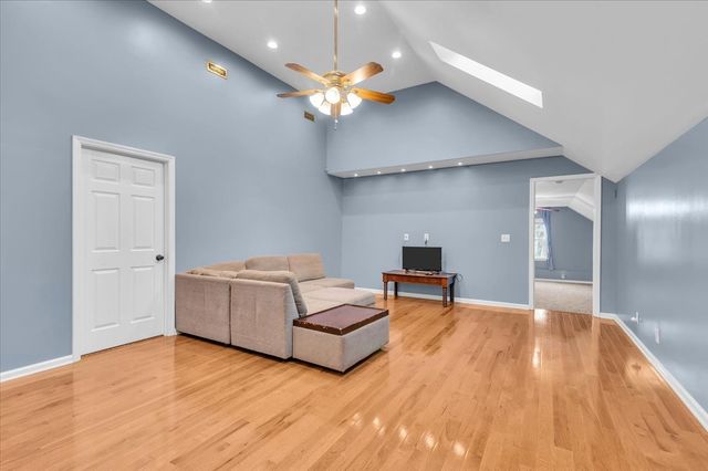 310 Edd Joyce Rd, Bell Buckle, TN 37020