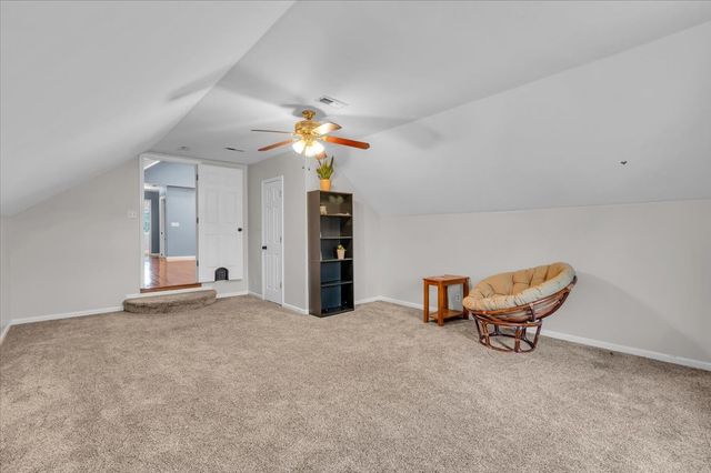 310 Edd Joyce Rd, Bell Buckle, TN 37020