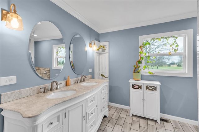 310 Edd Joyce Rd, Bell Buckle, TN 37020