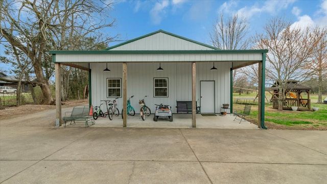 310 Edd Joyce Rd, Bell Buckle, TN 37020