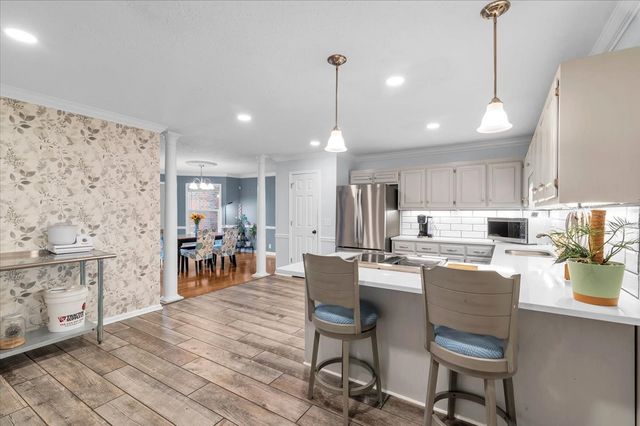 310 Edd Joyce Rd, Bell Buckle, TN 37020