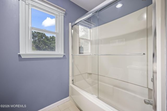 29 Tharp Lane, Marlboro, NJ 07746