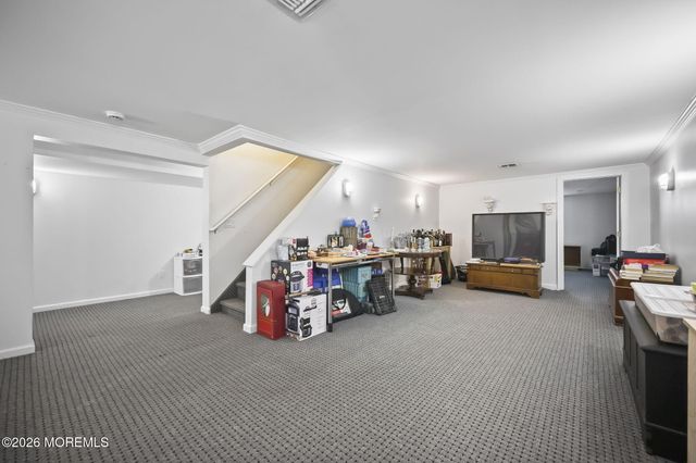 29 Tharp Lane, Marlboro, NJ 07746