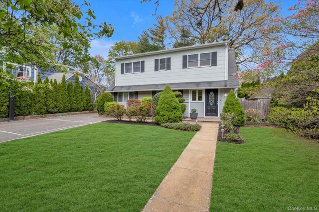 33 Poplar Place, Port Washington, NY 11050