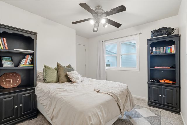 1625 1st Ave, Marion, IA 52302