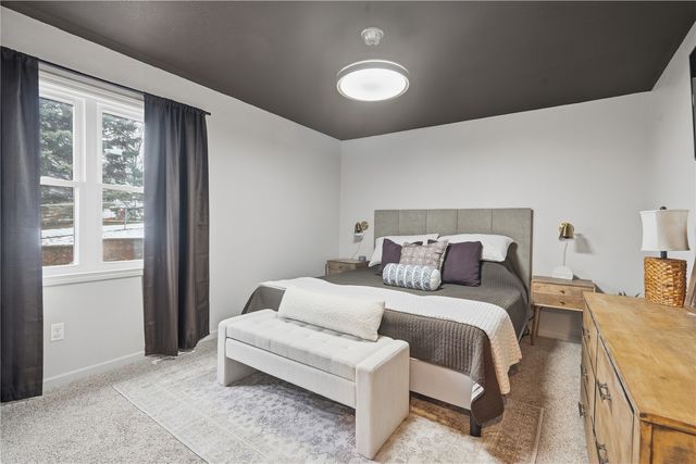 1625 1st Ave, Marion, IA 52302