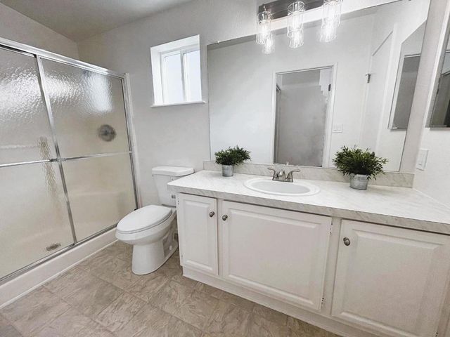 8282 Murray Avenue, Gilroy, CA 95020