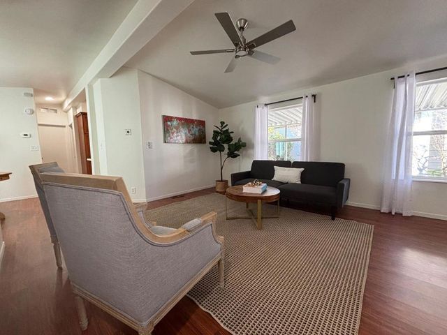 8282 Murray Avenue, Gilroy, CA 95020