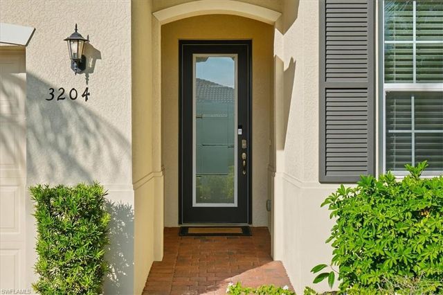 3204 Royal Gardens AVE, Fort Myers, FL 33916