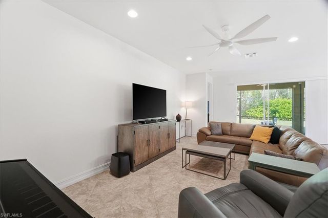 3204 Royal Gardens AVE, Fort Myers, FL 33916