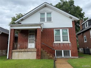 6635 Arsenal Street, St Louis, MO 63139