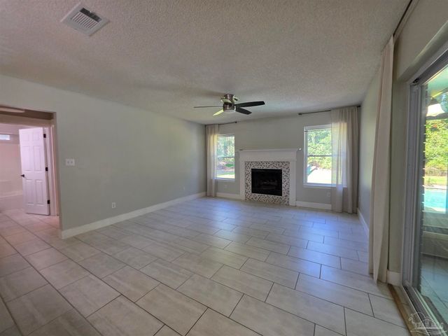 3429 Jubilee Dr, Pace, FL 32571