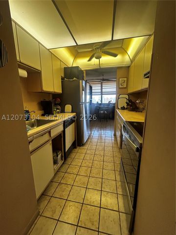 251 174th St 2315, Sunny Isles Beach, FL 33160