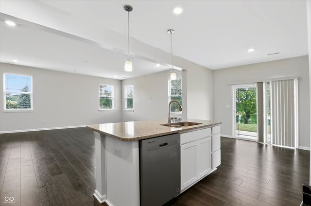 6986 Birmingham Avenue, Mccordsville, IN 46055