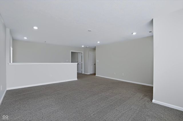 6986 Birmingham Avenue, Mccordsville, IN 46055