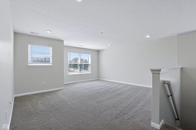 6986 Birmingham Avenue, Mccordsville, IN 46055