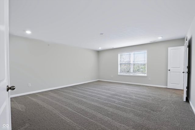 6986 Birmingham Avenue, Mccordsville, IN 46055