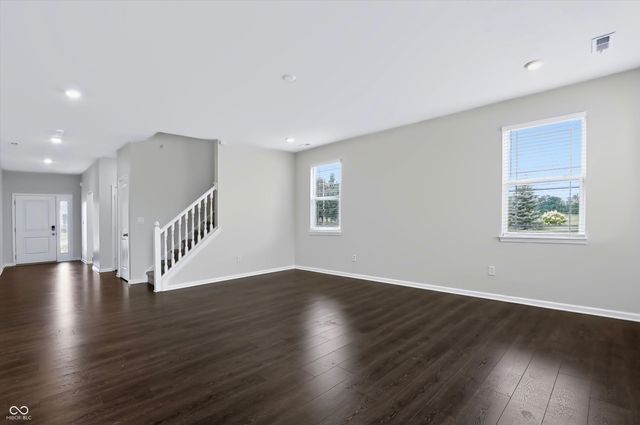 6986 Birmingham Avenue, Mccordsville, IN 46055