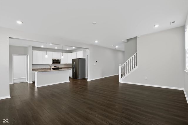 6986 Birmingham Avenue, Mccordsville, IN 46055