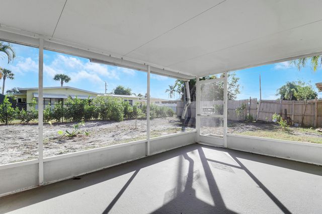 3133 SE Pruitt Road, Port St Lucie, FL 34952