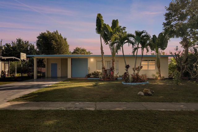 3133 SE Pruitt Road, Port St Lucie, FL 34952