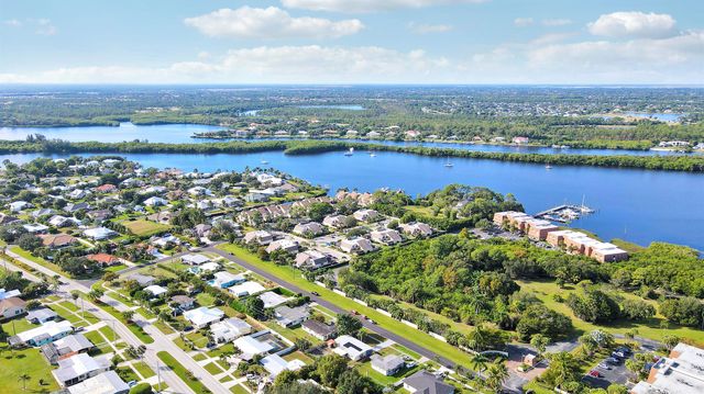 3133 SE Pruitt Road, Port St Lucie, FL 34952