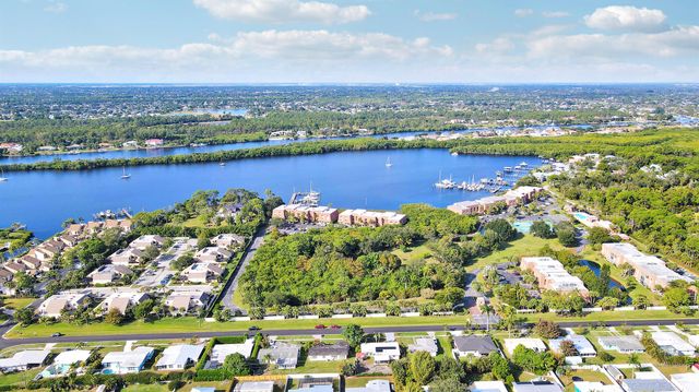 3133 SE Pruitt Road, Port St Lucie, FL 34952