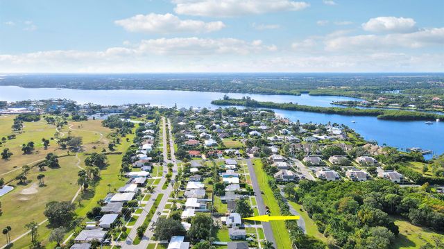 3133 SE Pruitt Road, Port St Lucie, FL 34952