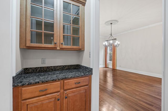 182 S BRENRICH CV, Memphis, TN 38117