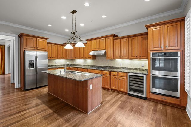 182 S BRENRICH CV, Memphis, TN 38117