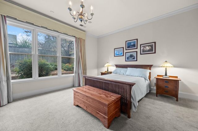 182 S BRENRICH CV, Memphis, TN 38117