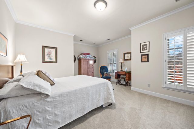 182 S BRENRICH CV, Memphis, TN 38117