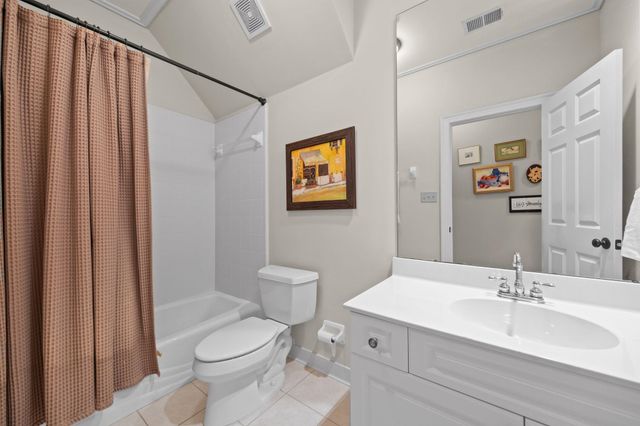 182 S BRENRICH CV, Memphis, TN 38117