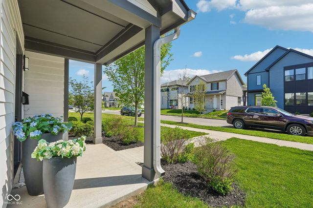 2846 Mac Pherson Avenue, Indianapolis, IN 46205