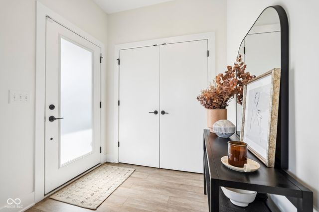 2846 Mac Pherson Avenue, Indianapolis, IN 46205