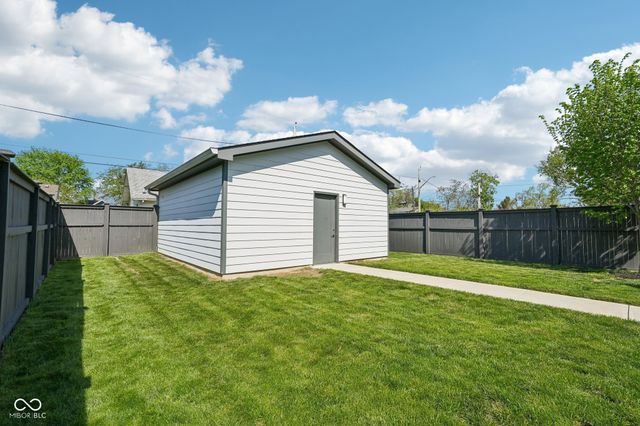2846 Mac Pherson Avenue, Indianapolis, IN 46205
