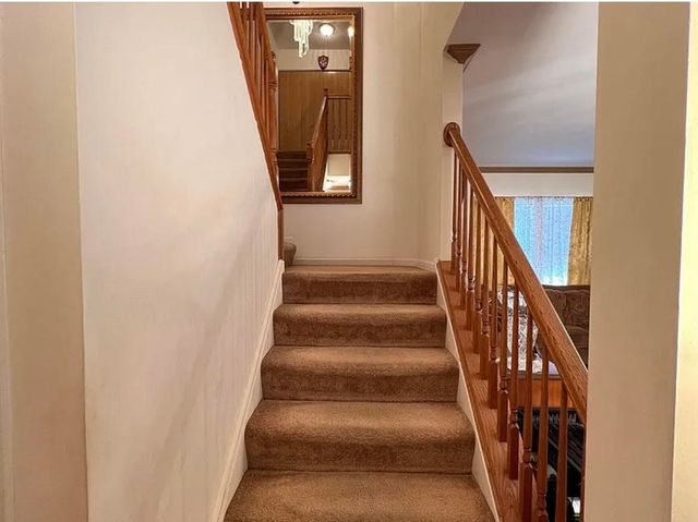 752 S Parkside Drive, Round Lake, IL 60073