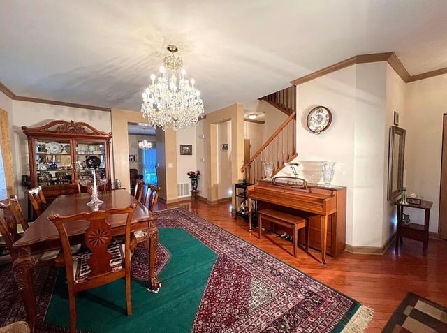 752 S Parkside Drive, Round Lake, IL 60073