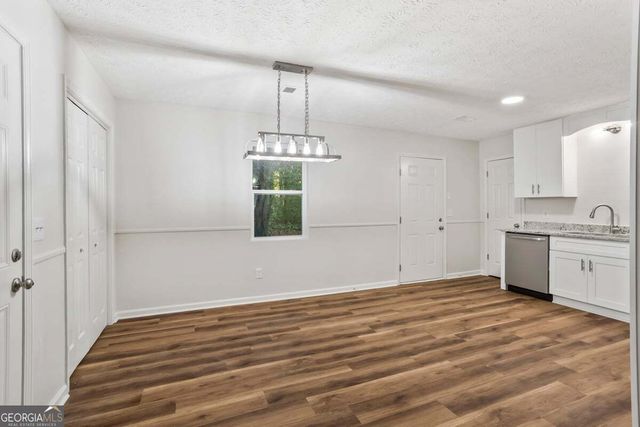 25 Woodcrest Drive, Covington, GA 30016